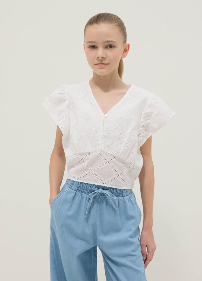 Bluza sa vezenim detaljima