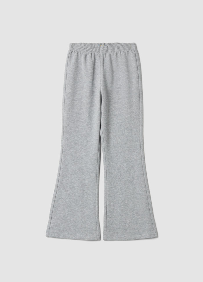 Pantalone sa zvonastim nogavicama
