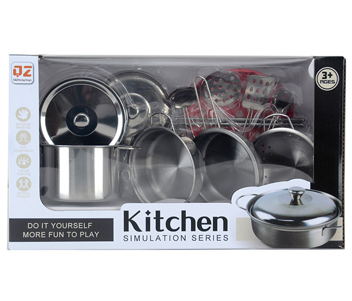 Igračka metalne kuhinjske šerpe i pribor