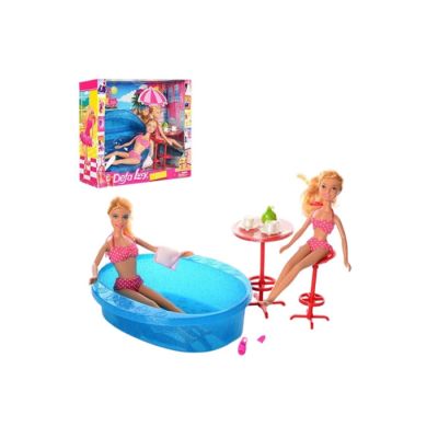 Defa lutka sa sestrom na bazenu