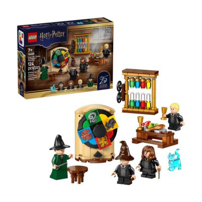 Igračka Lego kocke Harry Potter™ Hogwarts™ Castle: Sorting Hat™ Ceremony 7+