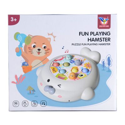 Igračka foka udari krticu