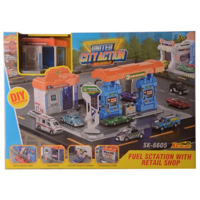 Igračka benzinska pumpa sa automobilima